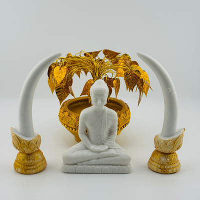 Buddhist Decor Set with Buddha Statue