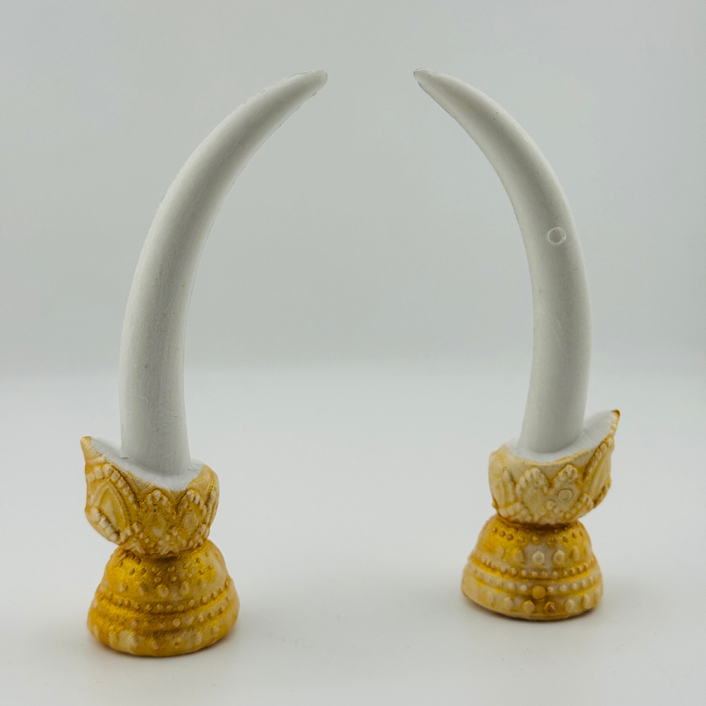 White and Gold Decorative Tusk Pair