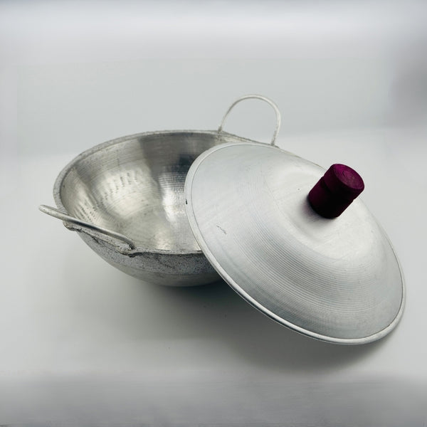 Aluminium Cooking Pan with Lid for Everyday Home Cooking