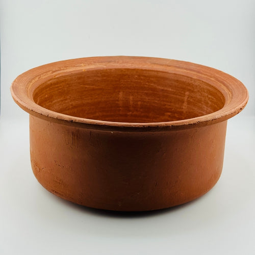 Traditional Sri Lankan Clay Curry Pot