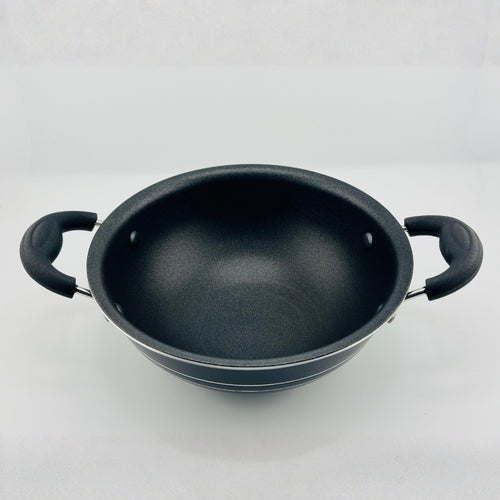 Bristo Nonstick Hopper Pan – Side Angle View with Handles