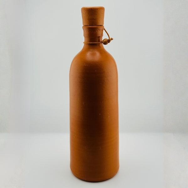 Handmade clay bottle with wooden lid and decorative rope detail – natural terracotta finish