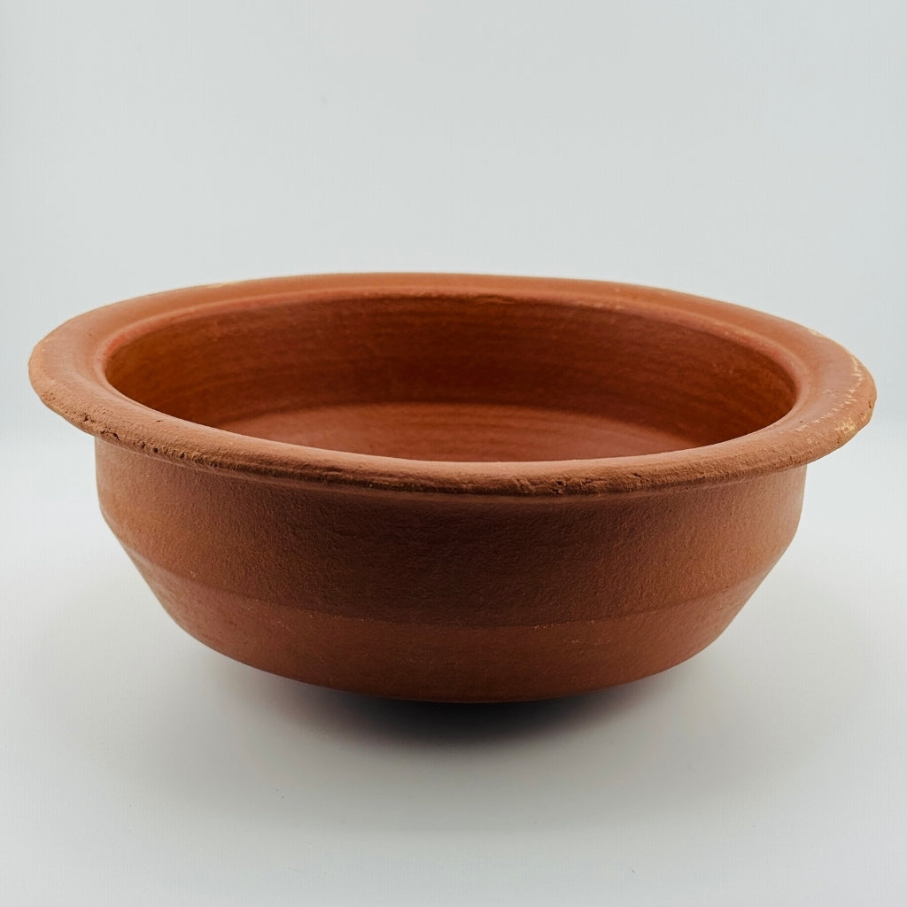 Traditional Sri Lankan Clay Curry Pot